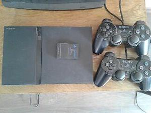 VENDO PLAY 2 EN $