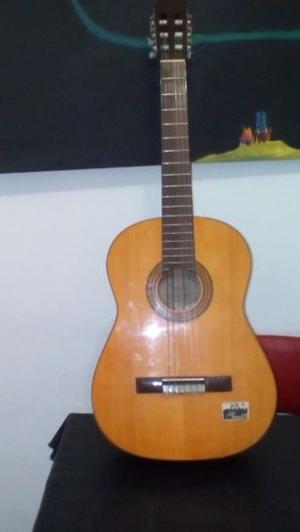 guitarra criolla Fender