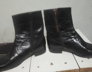 vendo botas para niños.especial para folklore