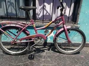 Bicicleta color rosa usada rodado 