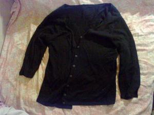 CAMPERA DE HILO, NEGRA, MANGAS 3/4, TALLE CHICO