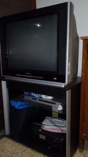 Se vende tv philip de 29