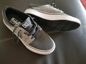 Zapatillas DC originales grises de lona nuevas sin caja