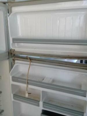 Heladera con freezer usada