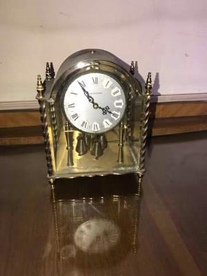 Reloj de mesa de casa Escasani