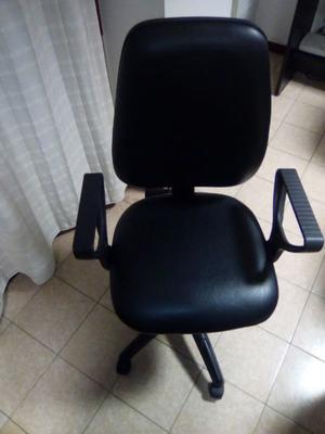 Silla ejecutiva de cuero para oficina