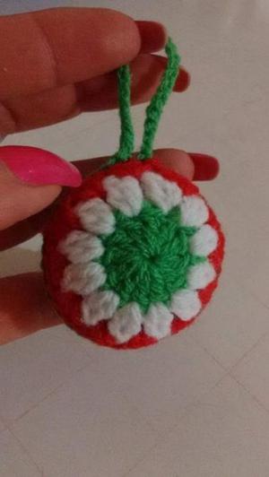 Bolas navideñas llaveros crochet