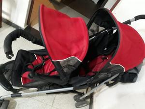 Coche para hermanitos de edad similares