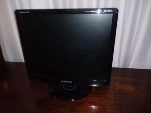 MONITOR LCD SAMSUNG 17",CON SUS CABLES,IMPECABLE!!