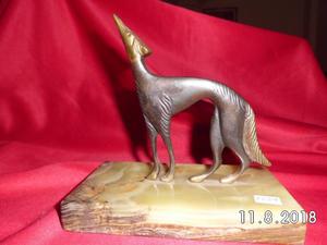 PERRO DE BRONCE