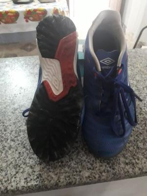 Botines Umbro N° 37