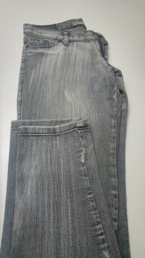 Jeans nuevos gris jaspeado t 36 y capri t36
