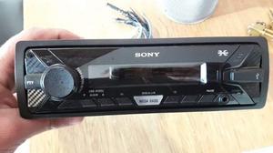 Stereo Sony Mega Bass + 2 parlantes pioneer