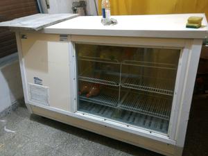 Heladera exhibidora 1,60 largo