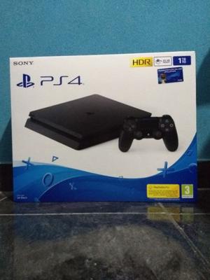 PS4 pro 1TB nueva