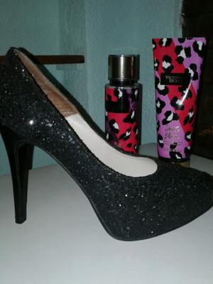 Zapatos Stilettos Negros de Cuero con Glitter