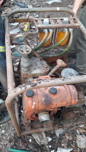 Bomba de estacion de agua portatil a reparar