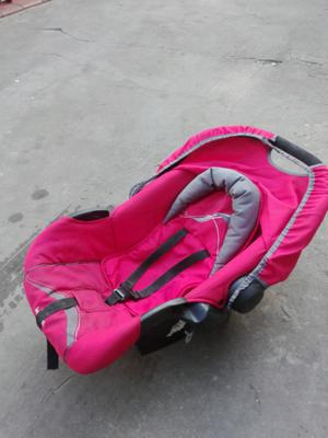 Cochecito para bebe con huevito