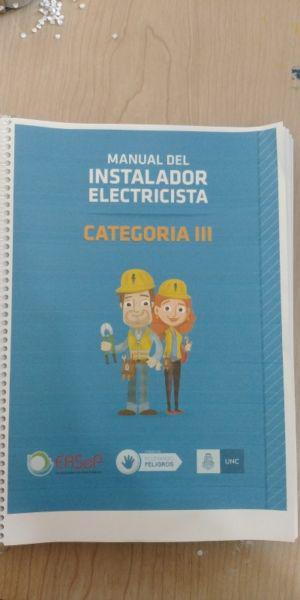 Manual a color Instalador Electricista Categoría 3+ Guía