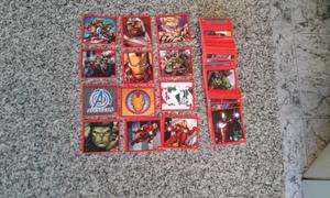 Vendo lote de 171 figuritas diferentes de Avengers