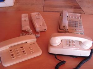 4 Telefonos De Diferentes Modelos