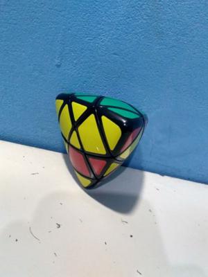 Cubo de Rubik Mastermorphix