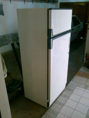 Heladera con freezer