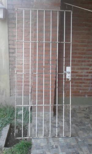 Vendo Puerta Reja