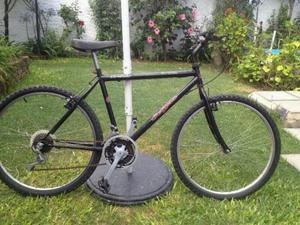 Bicicleta mountain bike rod. 26