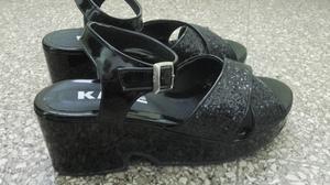 Sandalias nuevas Talle  Kate negras $250