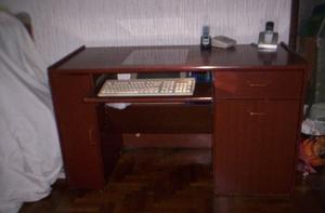 escritorio de 135x60 alto 77cm vintaje marca kevin