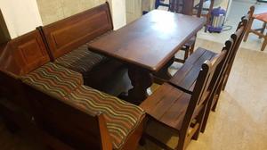 Mesa y 4 sillas