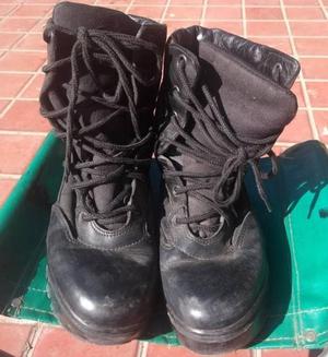 BOTINES DE TRABAJO PUNTA DE ACERO TALLE 38, USADOS