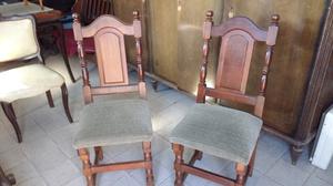 Hermoso juego de sillas de algarrobo tapizadas