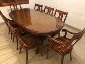 VENDO JUEGO DE COMEDOR DE ESTILO EN ROBLE MACIZO