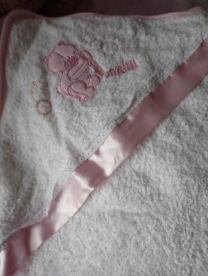 tres toallones infantiles para bebés y niños