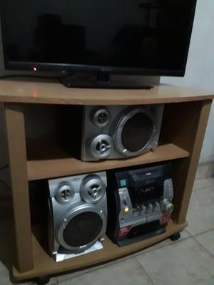 Biblioteca y mesa (rack) para tv, ambos en excelente estado