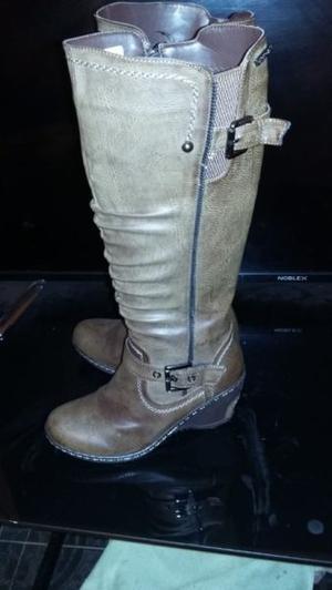 Botas de cuero