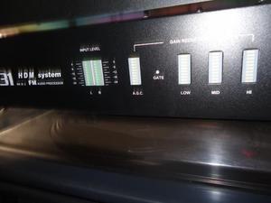 Radio M31 completa Vendo Excitador de 25 w Potencia 300 w