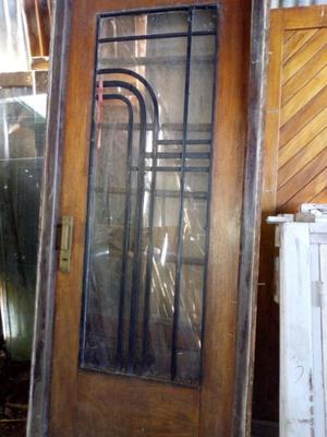 puerta para frente