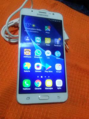 Samsung j libre impecable