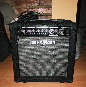 Amplificador Behringer vt15fx