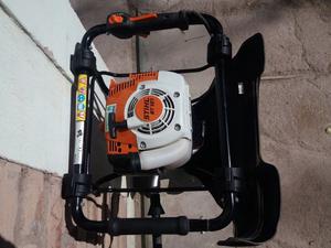 Vendo ahoyadora Stilh Bt121 Nueva