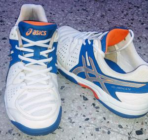 Zapatillas Asics número 47