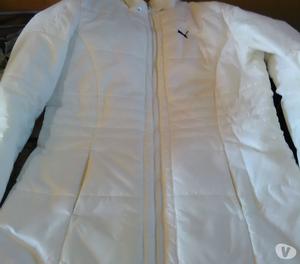 VENDO CAMPERA LARGA PUMA NUEVA