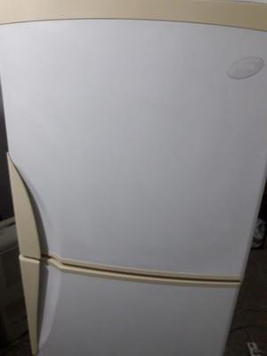 Heladera Gafa Hgf 380 con Freezer