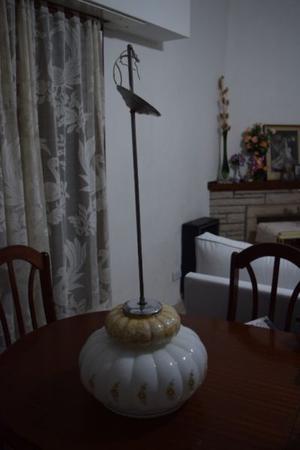 Impecable lampara de opalina