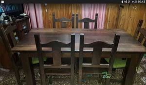 Mesa y sillas de algarrobo