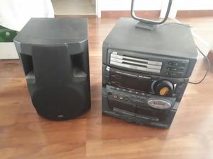 Equipo Audio JVC con CD y cassetera