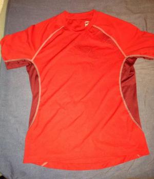 Camiseta Deportiva Puma Color Roja Fútbol Talle M